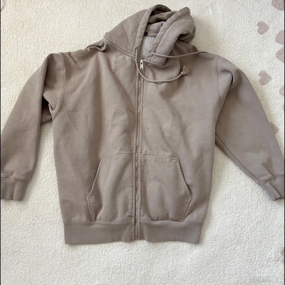 Oversized Brandy Melville Zip up